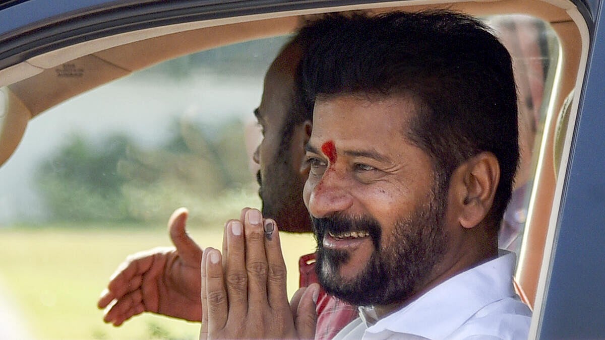 ಹಣ ಸಂಗ್ರಹಿಸಿ ತಾಯಿಯ ಅಂತ್ಯಸಂಸ್ಕಾರ ನೆರವೇರಿಸಿದ್ದ ಬಾಲಕಿಯ ನೆರವಿಗೆ ತೆಲಂಗಾಣ CM