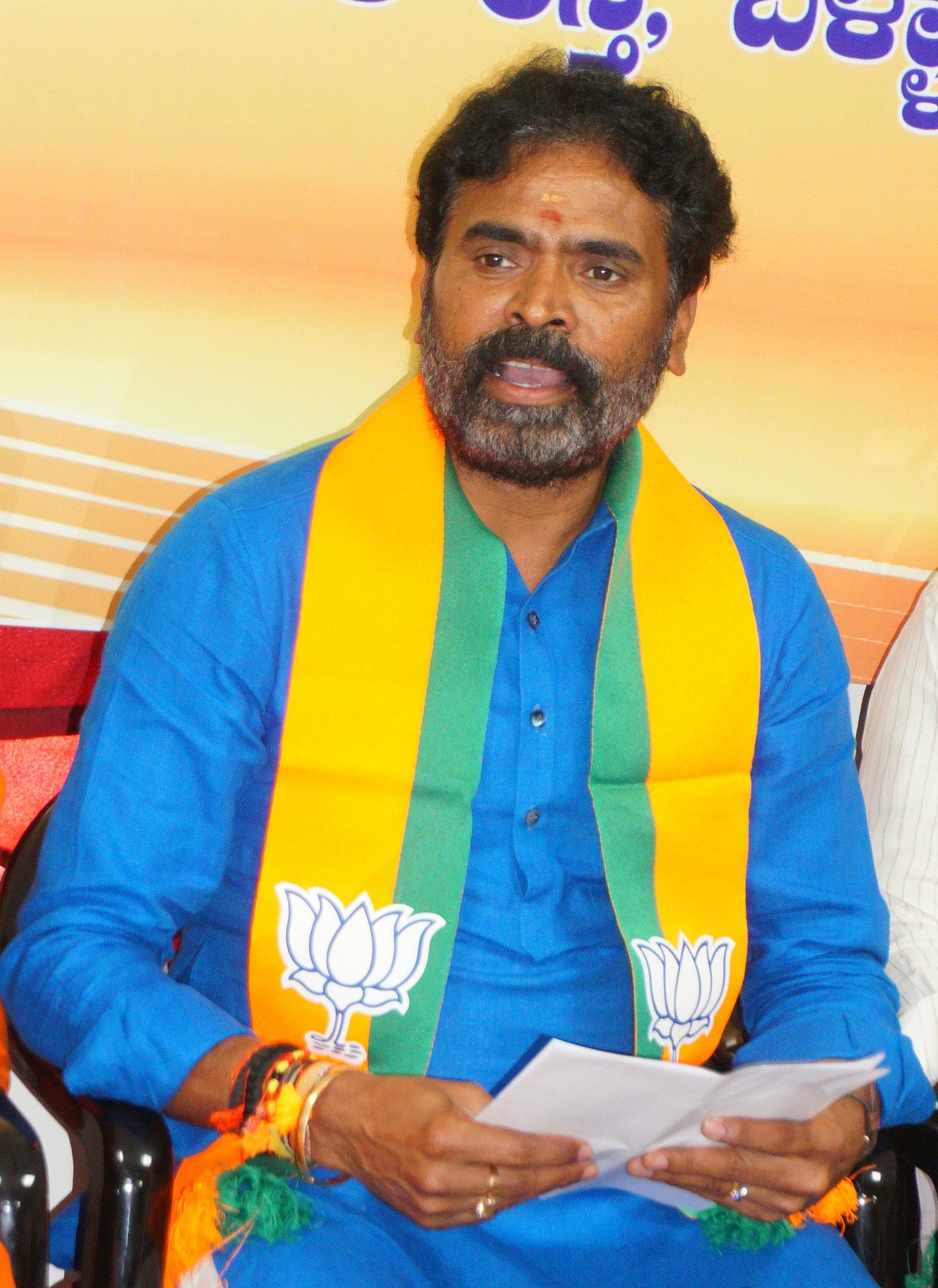 ಸಿದ್ದರಾಮಯ್ಯ ಮೈಯೆಲ್ಲಾ ಬ್ಲಾಕೇ: ಮುನಿಸ್ವಾಮಿ 