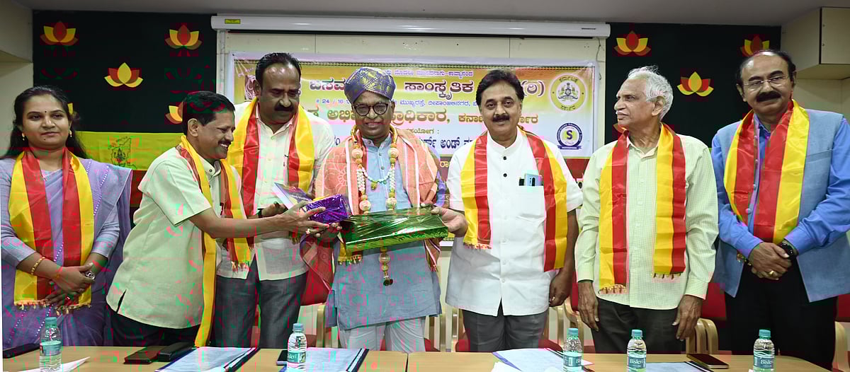 ತಾಯ್ನುಡಿ ಭಾಷೆಗಳನ್ನು ರಕ್ಷಿಸಬೇಕು: ಪುರುಷೋತ್ತಮ ಬಿಳಿಮಲೆ