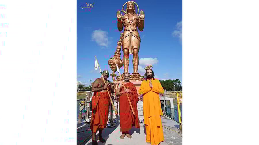 ಅಮೆರಿಕದ ಟೆಕ್ಸಾಸ್‌ನಲ್ಲಿ 90 ಅಡಿ ಎತ್ತರದ ಹನುಮಂತನ ಕಂಚಿನ ಮೂರ್ತಿ ಅನಾವರಣ