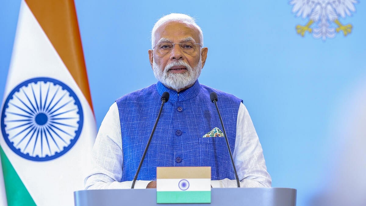 ಕದನ ಕಣದಲ್ಲಿ ಯಾವ ಸಮಸ್ಯೆಯೂ ಪರಿಹಾರವಾಗದು: ಪೋಲೆಂಡ್‌ನಲ್ಲಿ ಮೋದಿ ಮಾತು