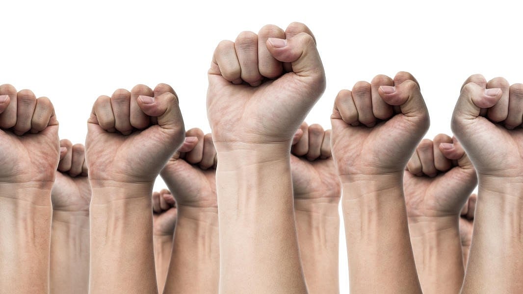 ಜಿಂದಾಲ್‌ಗೆ ಜಮೀನು ಮಾರಾಟ: ಸಂಘಟನೆಗಳ ವಿರೋಧ