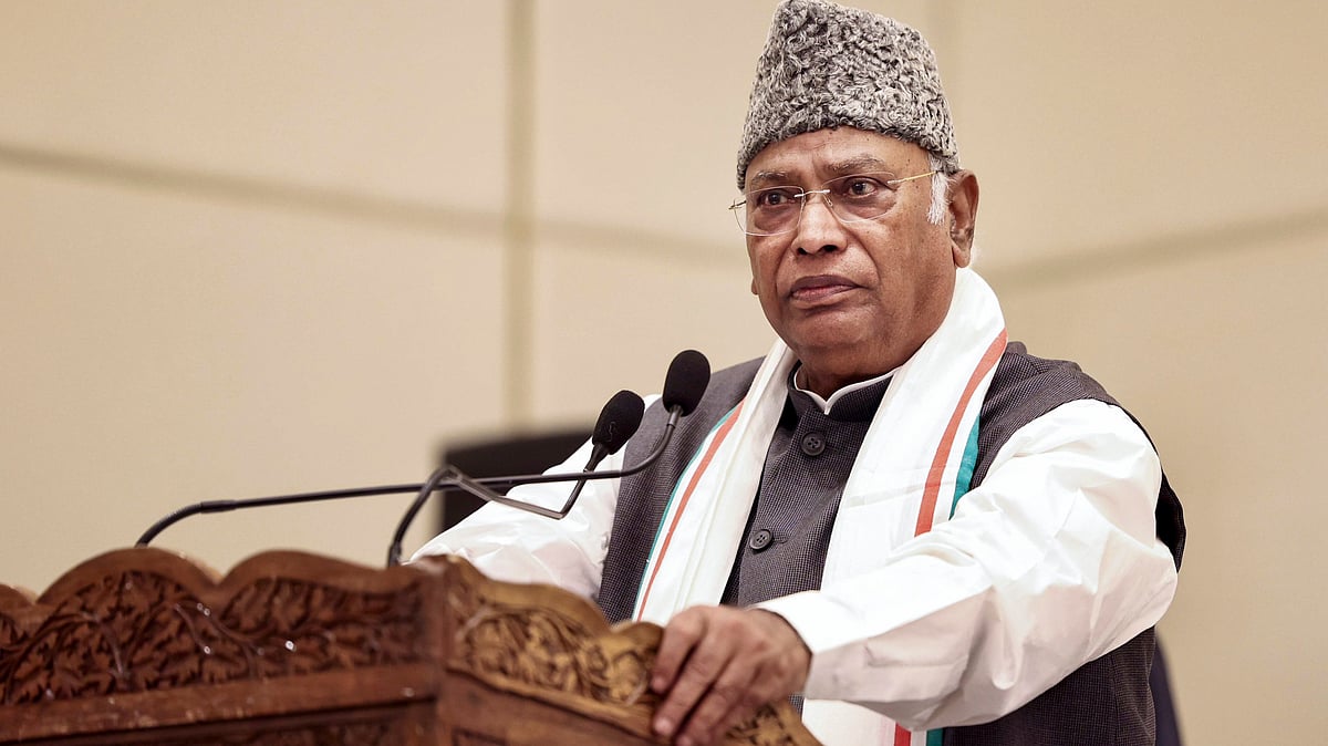 ಏಕೀಕೃತ ಪಿಂಚಣಿ ವ್ಯವಸ್ಥೆ | ಯೂಟರ್ನ್‌ ಸರ್ಕಾರ:  ಕಾಂಗ್ರೆಸ್ ವಾಗ್ದಾಳಿ