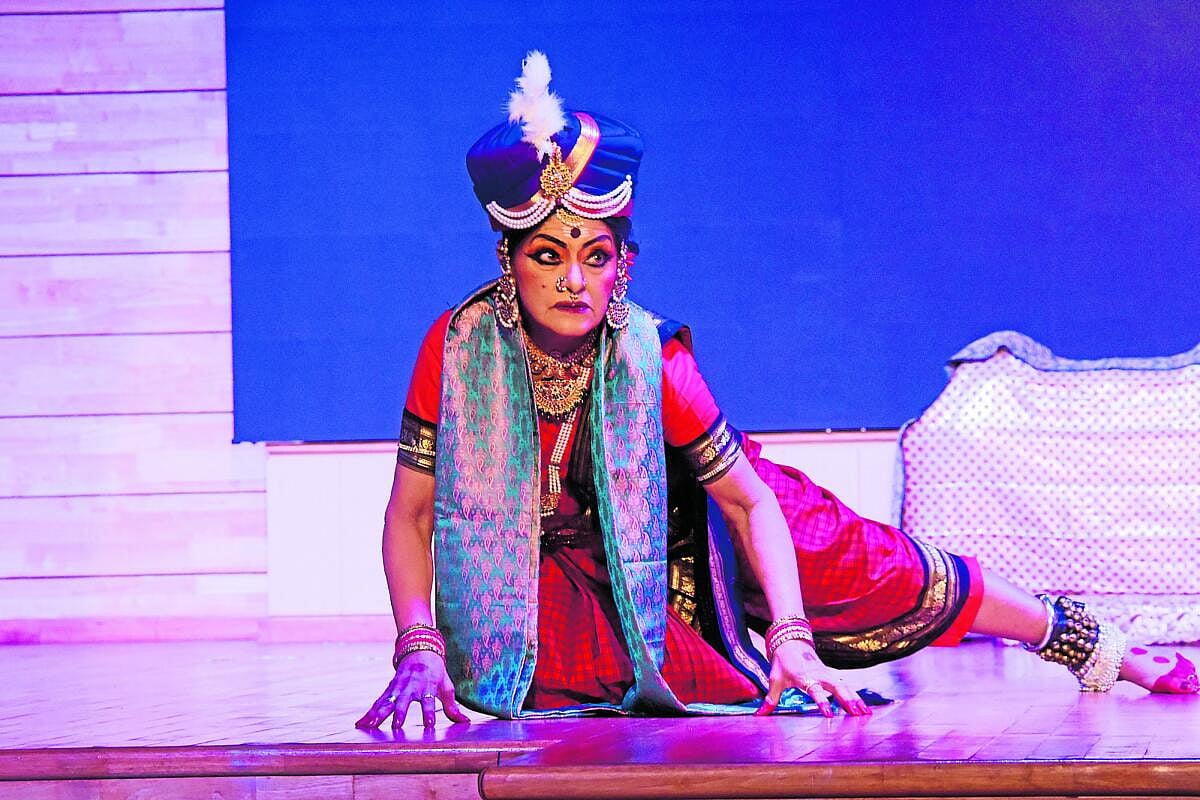 ‘ಕಿತ್ತೂರು ರಾಣಿ ಚೆನ್ನಮ್ಮ’ ನಾಟಕ: ವೀರರಸ ಪ್ರಸ್ತುತಿಗೆ ಲಾಲಿತ್ಯವೇ ಆಭರಣ