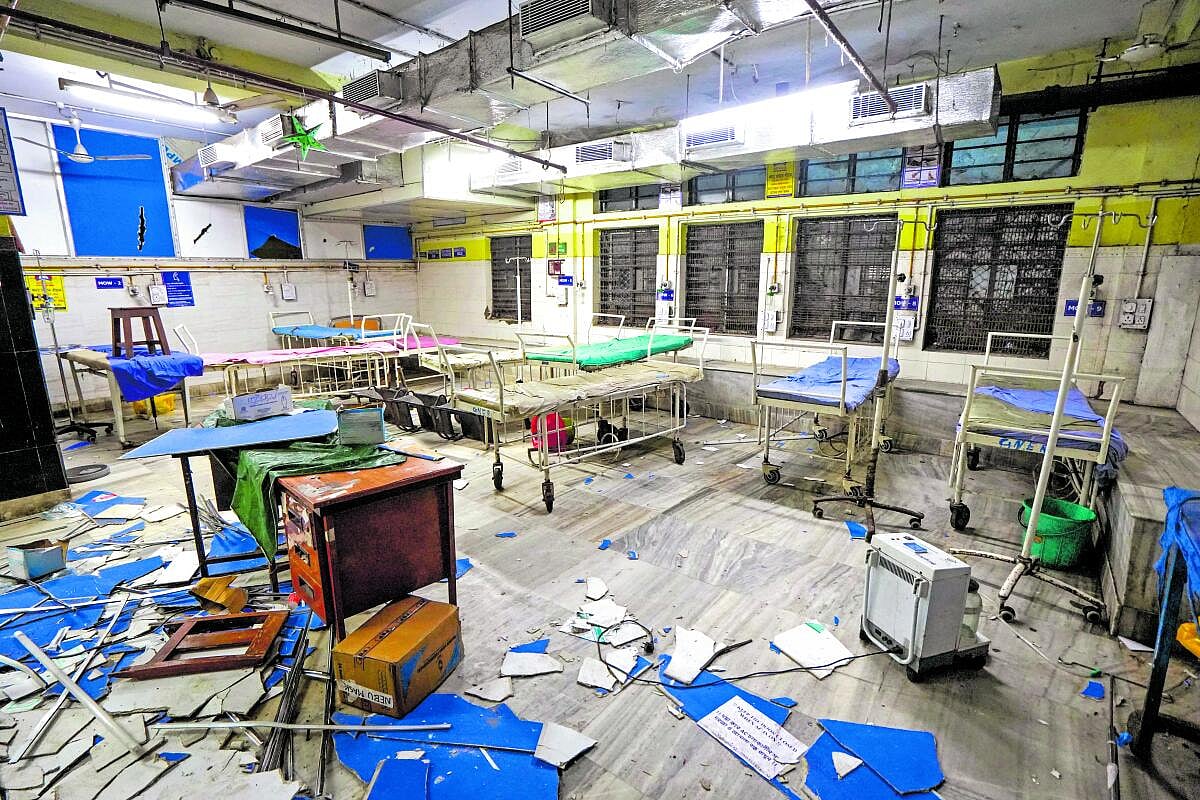 Kolkata Rape-Murder: ಆರ್‌.ಜಿ ಕರ್‌ ಆಸ್ಪತ್ರೆ ಸಮೀಪ ನಿಷೇಧಾಜ್ಞೆ ವಿಸ್ತರಣೆ