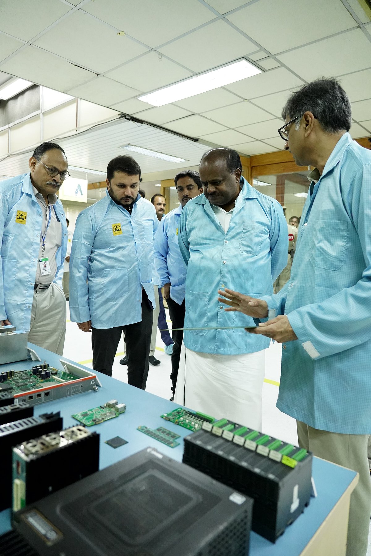 ಬಿಎಚ್‌ಇಎಲ್‌ ನಷ್ಟಕ್ಕೆ ಸಿಲುಕದಂತೆ ಎಚ್ಚರವಹಿಸಿ: ಕುಮಾರಸ್ವಾಮಿ