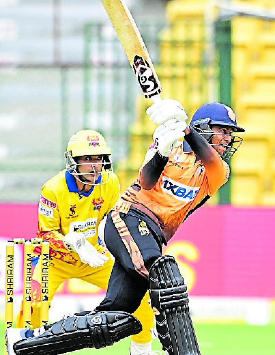 ವಿಜಯ್ ಹಜಾರೆ ಟ್ರೋಫಿ | ಶ್ರೀಜಿತ್–ದುಬೆ ಅಬ್ಬರ; ಕರ್ನಾಟಕಕ್ಕೆ ಶರಣಾದ ಮುಂಬೈ