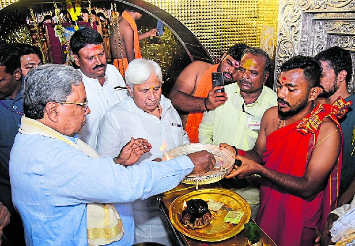 ‘ಆಪರೇಷನ್‌ ಕಮಲ’ಕ್ಕೆ ಸಂಚು: ಸಿಎಂ ಸಿದ್ದರಾಮಯ್ಯ