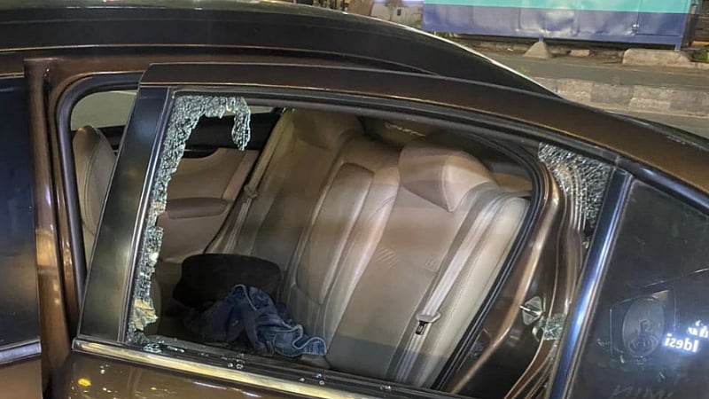 ಚನ್ನಪಟ್ಟಣ: ಕಾರಿನ ಗಾಜು ಒಡೆದು ನಗದು ಕಳವು