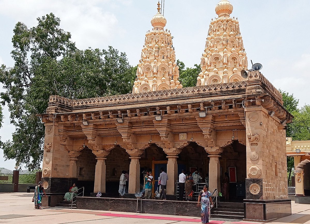 ಇಳಕಲ್‌ | ವಚನ ಸಾಹಿತ್ಯದ ರಥೋತ್ಸವ: ಭಕ್ತರ ಮನದಲ್ಲಿ ನೆಲೆಸಿದ ವಿಜಯ ಮಹಾಂತರು