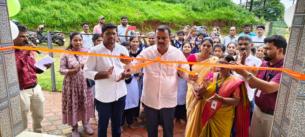 ಹೆಬ್ರಿ: ಡಿಜಿಟಲ್ ಗ್ರಂಥಾಲಯ, ಅರಿವು ಕೇಂದ್ರಕ್ಕೆ ಚಾಲನೆ