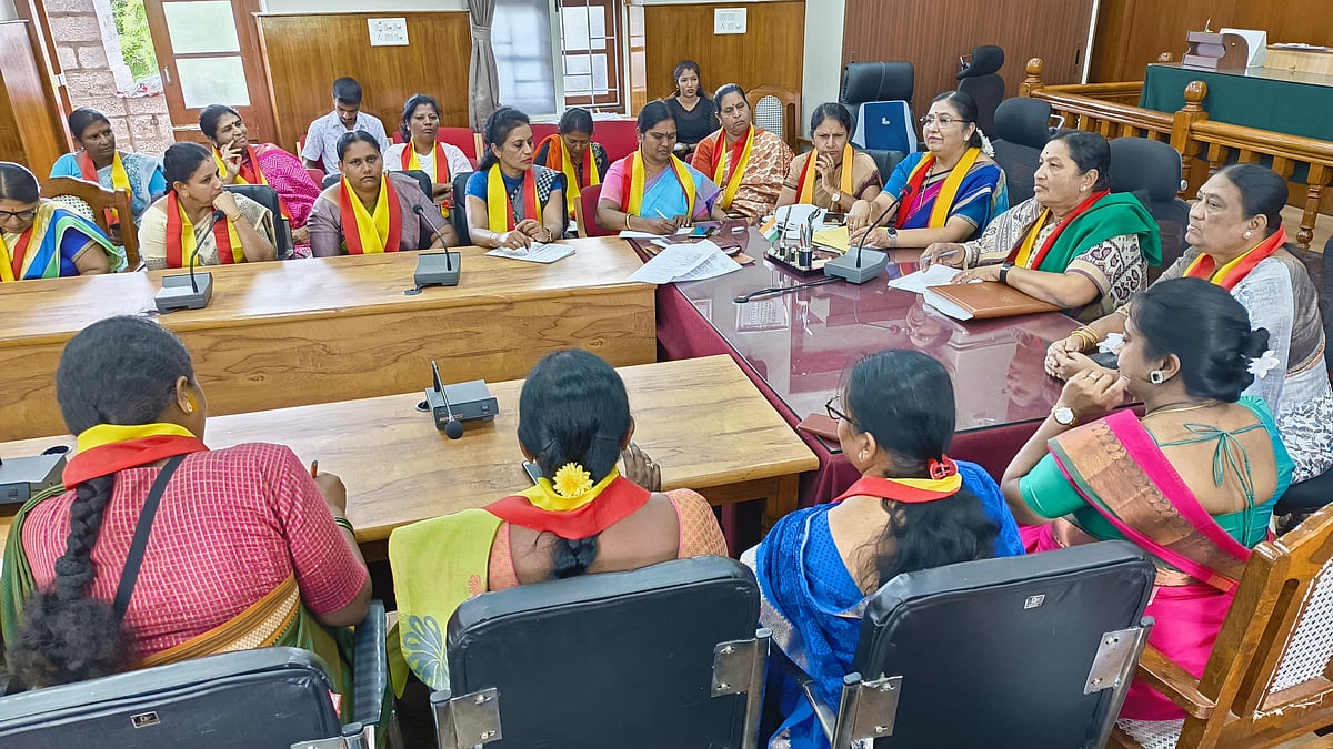 ಕನ್ನಡ ಸಾಹಿತ್ಯ ಸಮ್ಮೇಳನ: ಪೂರ್ಣಕುಂಭದಲ್ಲಿ ಪುಸ್ತಕ, ಕನ್ನಡ ಬಾವುಟವಿರಲಿ– ಮನವಿ