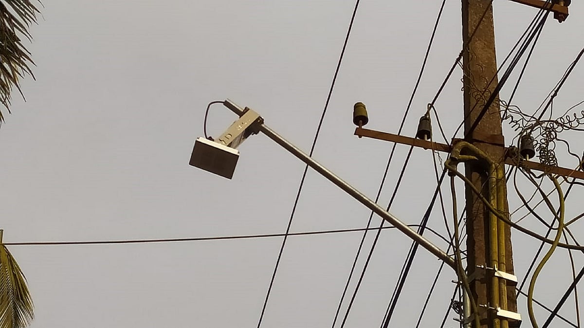 ಶಿರಸಿ: ಕೈಕೊಡುತ್ತಿರುವ ಎಲ್ಇಡಿ ದೀಪ