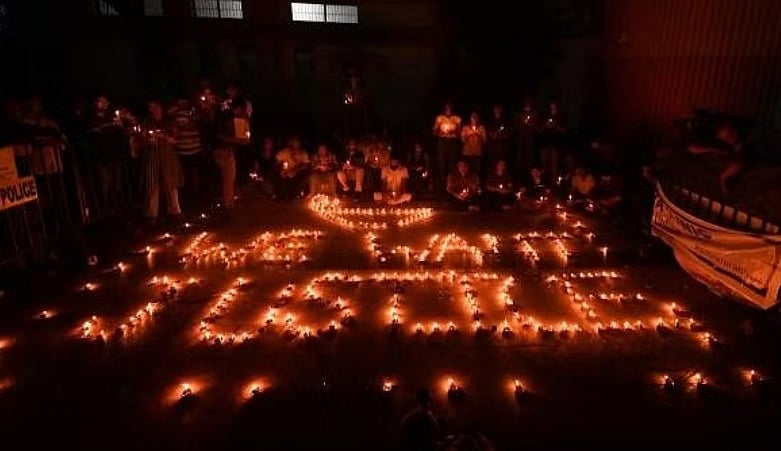 ಕೋಲ್ಕತ್ತ: ವಿದ್ಯಾರ್ಥಿನಿ ಹತ್ಯೆ ಖಂಡಿಸಿ ‘ರಿಕ್ಲೈಮ್ ದಿ ನೈಟ್’ ಪ್ರತಿಭಟನೆಗೆ ಕರೆ