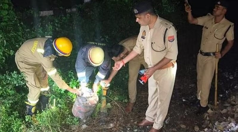 ರೈಲು ಹಳಿ ಮೇಲೆ ಸಿಲಿಂಡರ್ ಎಸೆದ ಕಿಡಿಗೇಡಿಗಳು: ತಪ್ಪಿದ ಅನಾಹುತ