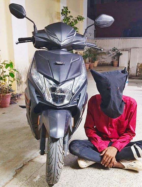 ಬಾಗೇಪಲ್ಲಿ: ಬೈಕ್ ವ್ಹೀಲಿ, ಯುವಕನ ಬಂಧನ