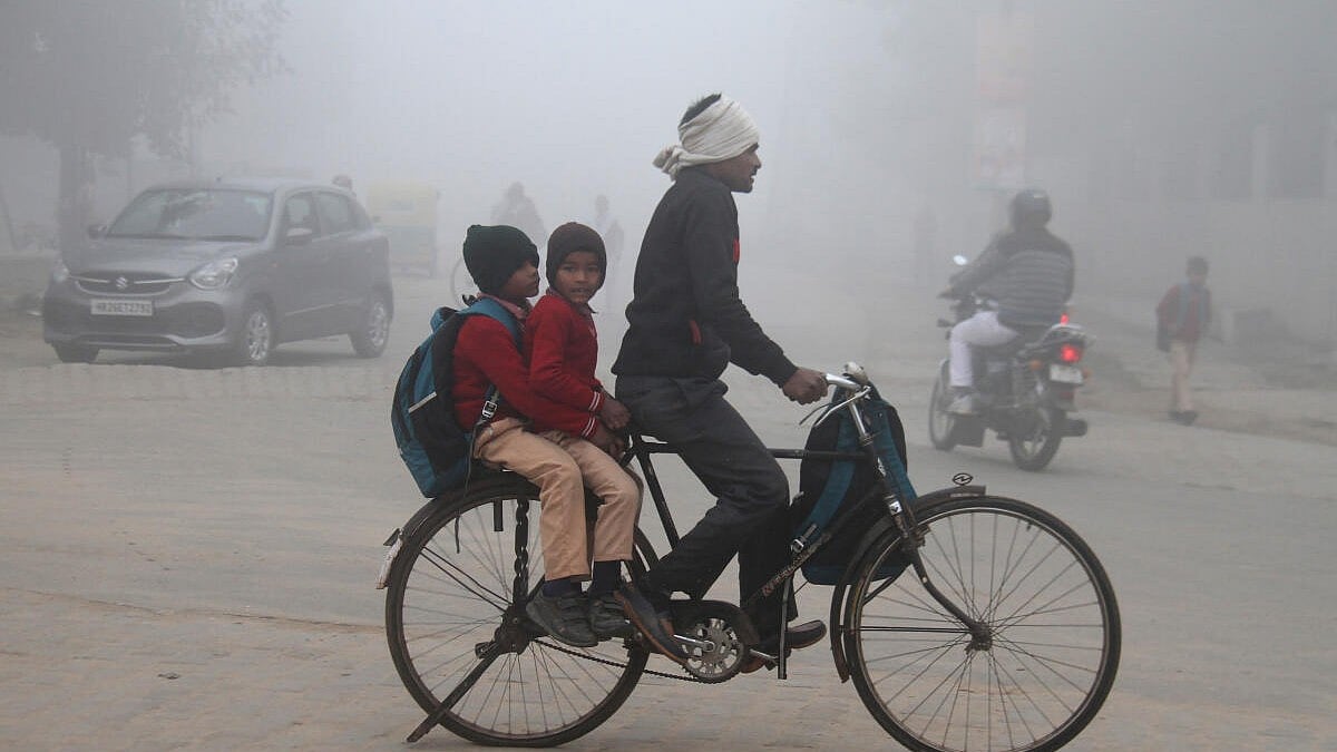 ತೀವ್ರ ಶೀತಗಾಳಿ, ದಟ್ಟ ಮಂಜು: ಜಾರ್ಖಂಡ್‌ ಶಾಲೆಗಳಿಗೆ ರಜೆ 