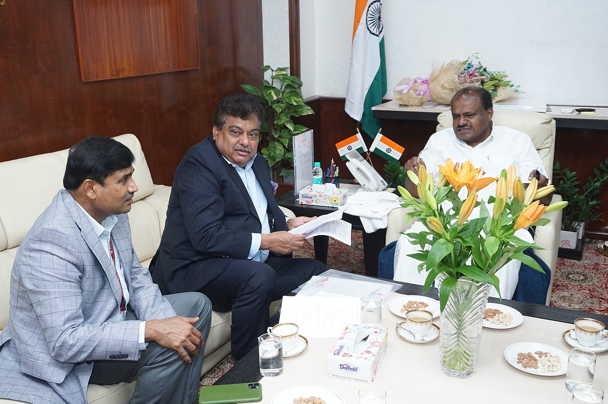 ಕೇಂದ್ರ ಸಚಿವರನ್ನು ಭೇಟಿ ಮಾಡಿದ ಎಂ.ಬಿ. ಪಾಟೀಲ: ರಾಜ್ಯದ ಬೇಡಿಕೆಗಳ ಕುರಿತು ಚರ್ಚೆ