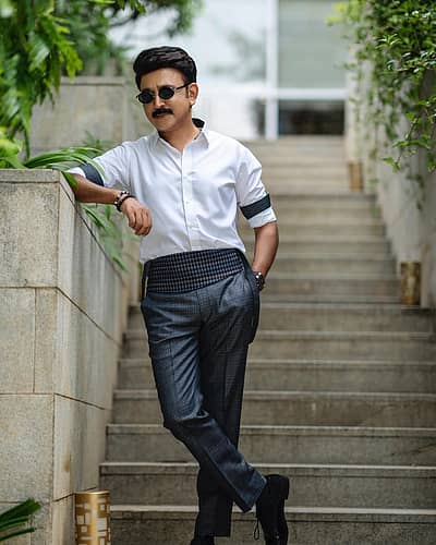 ನಿಮಗೆ ವಯಸ್ಸೇ ಆಗಲ್ವಾ, ಬರ್ತಾ ಬರ್ತಾ ವಯಸ್ಸು ಕಡಿಮೆ ಆಗ್ತಿದೆ, ಸುರ ಸುಂದರ, ಚಿರ ಯುವಕ ಎಂದು ಅಭಿಮಾನಿಗಳು ಕಾಮೆಂಟ್‌ ಮಾಡಿದ್ದಾರೆ.