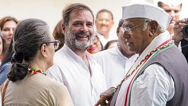 Haryana poll: ಖರ್ಗೆ,ರಾಹುಲ್‌,ಸೋನಿಯಾ ಸೇರಿ 40 ತಾರಾ ಪ್ರಚಾರಕರ ಪಟ್ಟಿ ಬಿಡುಗಡೆ