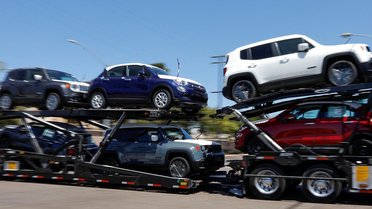 ಶ್ರೀಲಂಕಾ | ವಾಹನಗಳ ಆಮದು ಮೇಲಿದ್ದ ನಿಷೇಧ 2025ರಿಂದ ಸಂಪೂರ್ಣ ತೆರವು