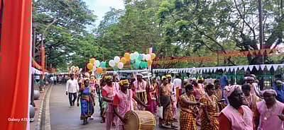  ಅಂತರರಾಷ್ಟ್ರೀಯ ಪ್ರಜಾಪ್ರಭುತ್ವ ದಿನಾಚರಣೆ ಅಂಗವಾಗಿ ದಕ್ಷಿಣ ಕನ್ನಡ ಜಿಲ್ಲೆಯ ಗಡಿ ಪ್ರದೇಶವಾದ ಹೆಜಮಾಡಿಯಿಂದ ಸುಳ್ಯ ತಾಲ್ಲೂಕಿನ ಸಂಪಾಜೆ ಗಡಿಯವರೆಗೆ ಅಲ್ಲಲ್ಲಿ ಮಾನವ ಸರಪಳಿ ರಚಿಸಲಾಯಿತು.
