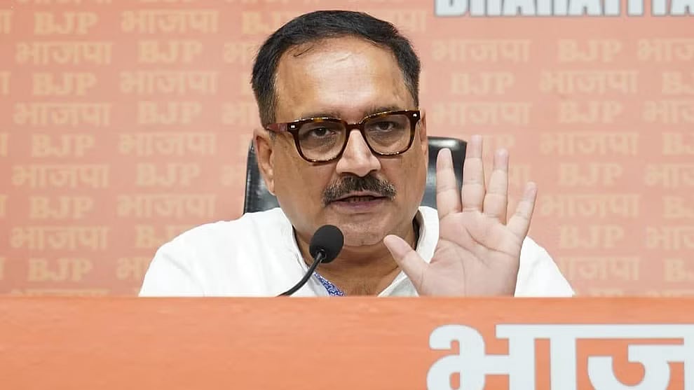 ಆಯುಷ್ಮಾನ್ ಭಾರತ್ ಯೋಜನೆ ಜಾರಿಗೊಳಿಸದ ಎಎಪಿ ವಿರುದ್ಧ ಕೋರ್ಟ್ ಮೆಟ್ಟಿಲೇರಿದ BJP