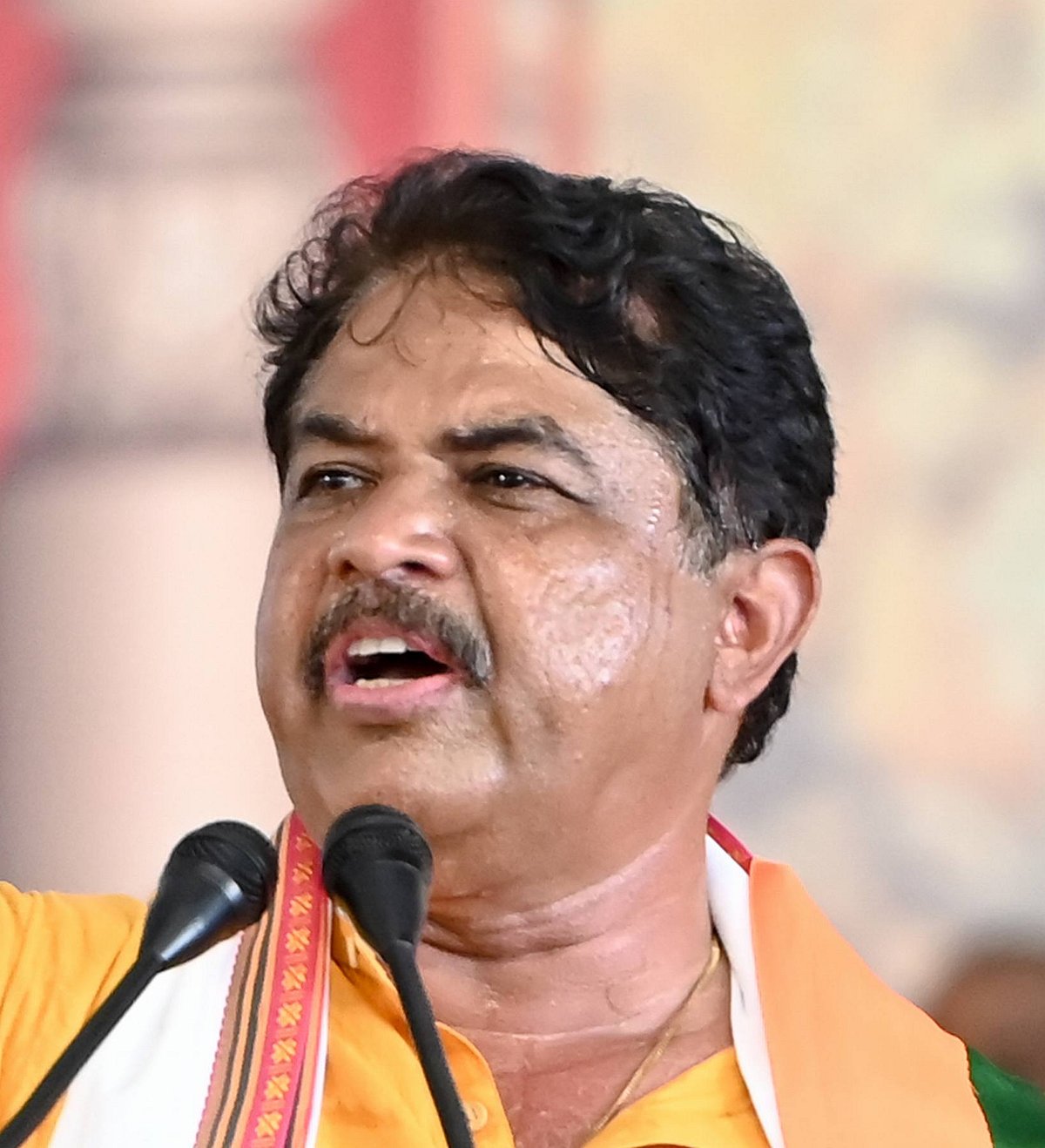 ಗುಂಡಿ ತುಂಬಿದ ರಸ್ತೆಯಲ್ಲೇ ಜಾಗತಿಕ ಟೆಕ್ ಪ್ರತಿನಿಧಿಗಳು ಪ್ರಯಾಣಿಸಬೇಕೆ?: ಅಶೋಕ