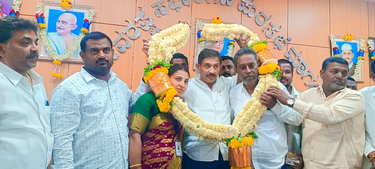 ಜೆಡಿಎಸ್‌ ನಾಲ್ವರು ತಟಸ್ಥ: ಮಾಗಡಿ ಪುರಸಭೆ ‘ಕೈ’ವಶ