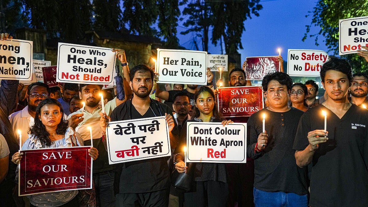 ಕೋಲ್ಕತ್ತ: 2ನೇ ಸುತ್ತಿನ ಮಾತುಕತೆಯೂ ವಿಫಲ; ಮುಂದುವರಿದ ಕಿರಿಯ ವೈದ್ಯರ ಪ್ರತಿಭಟನೆ