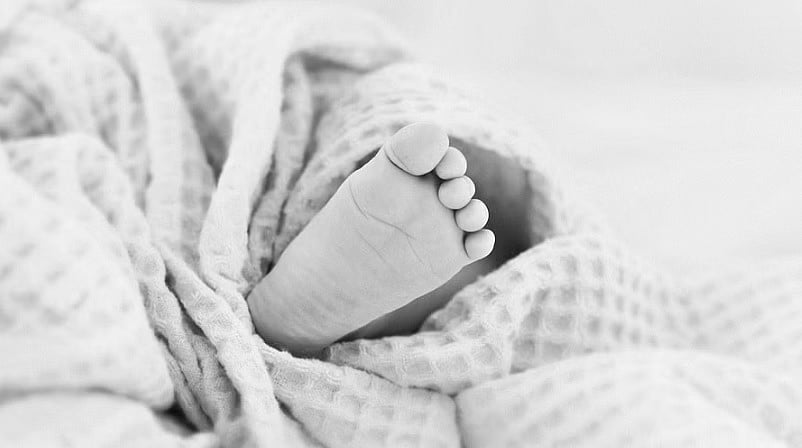 ನಾಲ್ಕನೇ ಮಗುವೂ ಹೆಣ್ಣು: ನವಜಾತ ಶಿಶುವನ್ನು ನೆಲಕ್ಕೆ ಬಡಿದು ಕೊಂದ ತಂದೆ