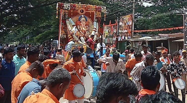 ವೈಭವದ ಗಣಪತಿ ರಾಜಬೀದಿ ಉತ್ಸವ