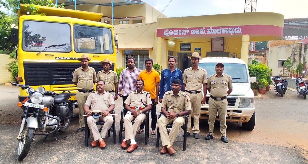 ಮೊಳಕಾಲ್ಮುರು: ಅಂತರರಾಜ್ಯ ವಾಹನ ಕಳ್ಳರ ಬಂಧನ