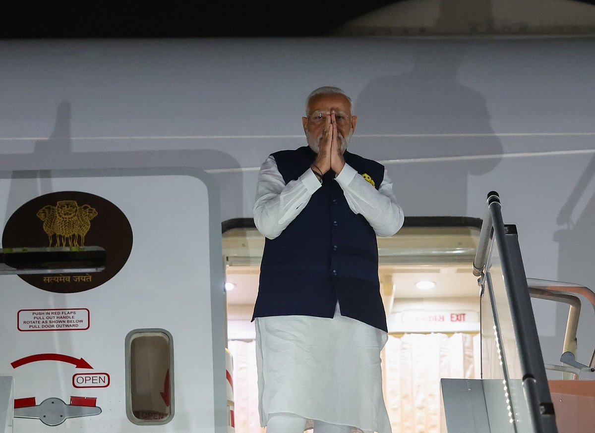 3 ದಿನಗಳ 'ಯಶಸ್ವಿ' ಅಮೆರಿಕ ಪ್ರವಾಸದ ಬಳಿಕ ತವರಿಗೆ ಹಿಂದಿರುಗಿದ ಪ್ರಧಾನಿ ಮೋದಿ 