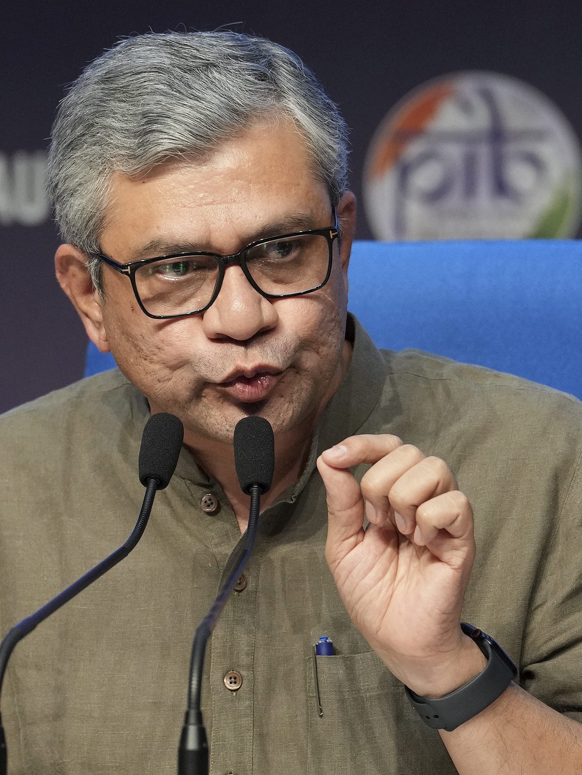 ಹಳಿಗಳಲ್ಲಿ ಪರಿಕರಗಳಿಟ್ಟು ವಿಧ್ವಂಸಕ ಕೃತ್ಯಕ್ಕೆ ಯತ್ನ: ಕಠಿಣ ಕ್ರಮದ ಎಚ್ಚರಿಕೆ