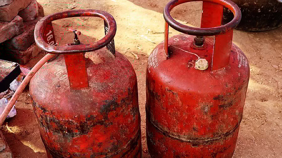 ರಾಜಸ್ಥಾನ | ಅಡುಗೆ ಅನಿಲ ಸಿಲಿಂಡರ್ ಸ್ಫೋಟ, ಐವರಿಗೆ ಗಾಯ