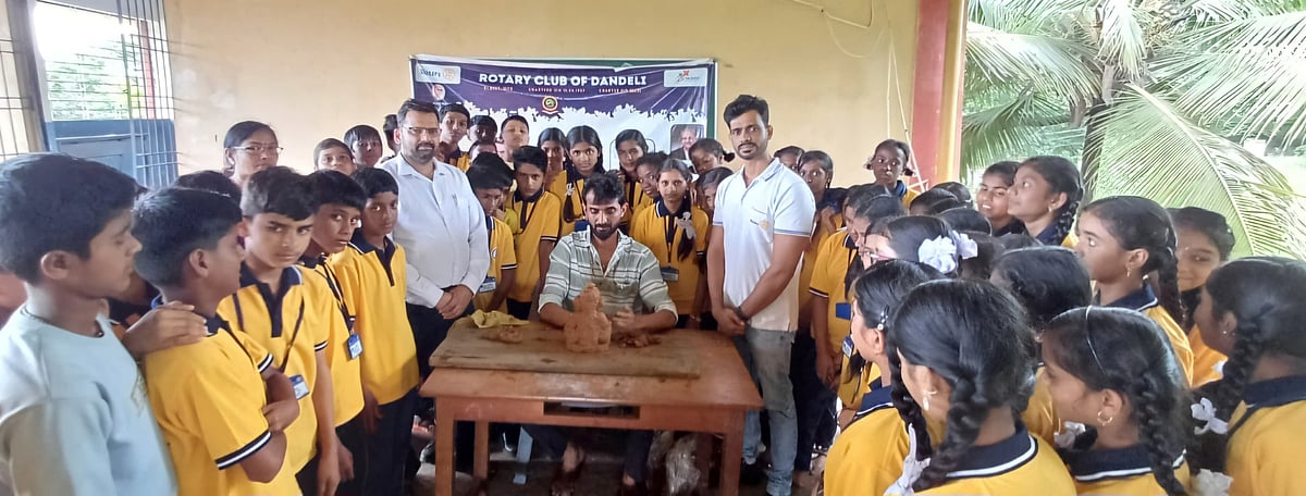 ಮಣ್ಣಿನ ಗಣೇಶ ಮೂರ್ತಿ ತಯಾರಿಕೆ ಕಾರ್ಯಾಗಾರ 