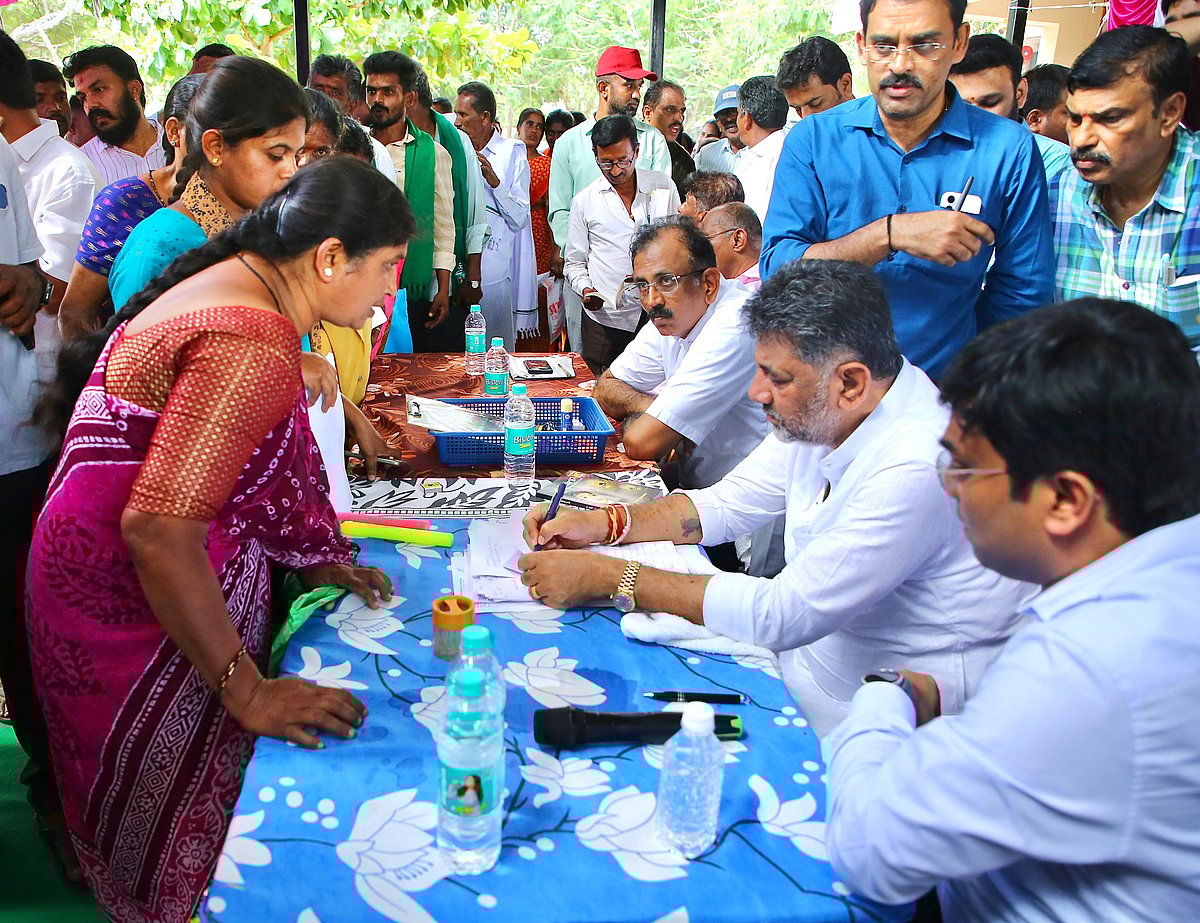 ಎಚ್‌ಡಿಕೆ ಬಳಿ 7 ಸಚಿವರ ದಾಖಲೆ ಇದ್ದರೆ ಬಿಡುಗಡೆ ಮಾಡಲಿ: ಡಿಕೆಶಿ