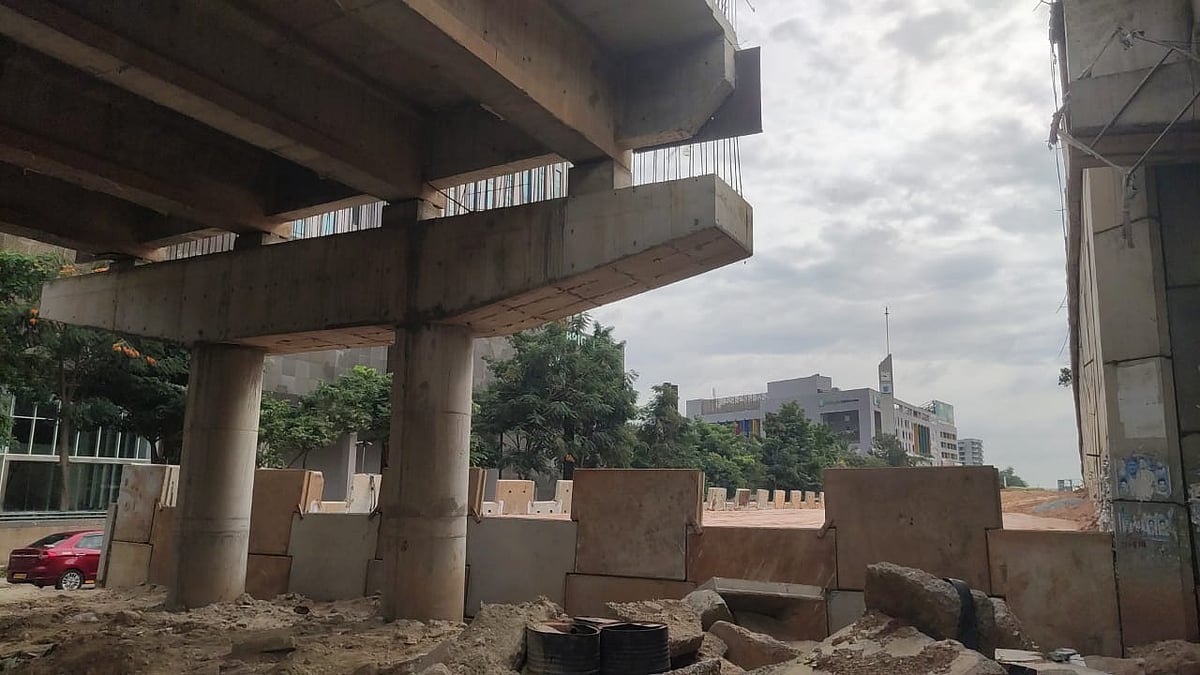 ಕಾಟಂನಲ್ಲೂರು ಗೇಟ್ ಮೇಲ್ಸೇತುವೆ ಕಾಮಗಾರಿ ನನೆಗುದಿಗೆ