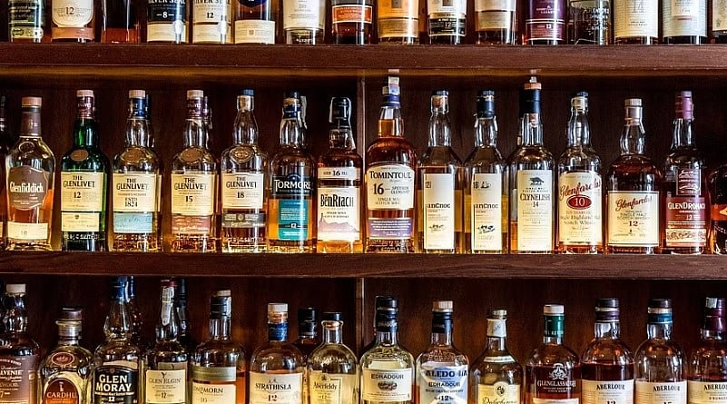 ಹೊಸ ಮದ್ಯ ನೀತಿ ಪ್ರಕಟಿಸಿದ ಆಂಧ್ರ ಸರ್ಕಾರ: ₹5,500 ಕೋಟಿ ಆದಾಯ ನಿರೀಕ್ಷೆ