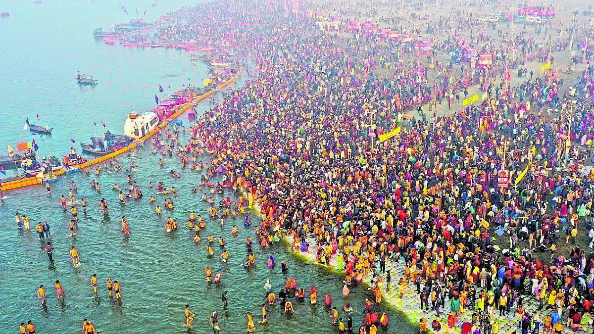 Mahakumbh 2025 | ಮಹಾ ಕುಂಭಮೇಳ: 'ಸಂಗಮ'ದಲ್ಲಿ ಮಿಂದೆದ್ದ 25 ಲಕ್ಷ ಜನರು