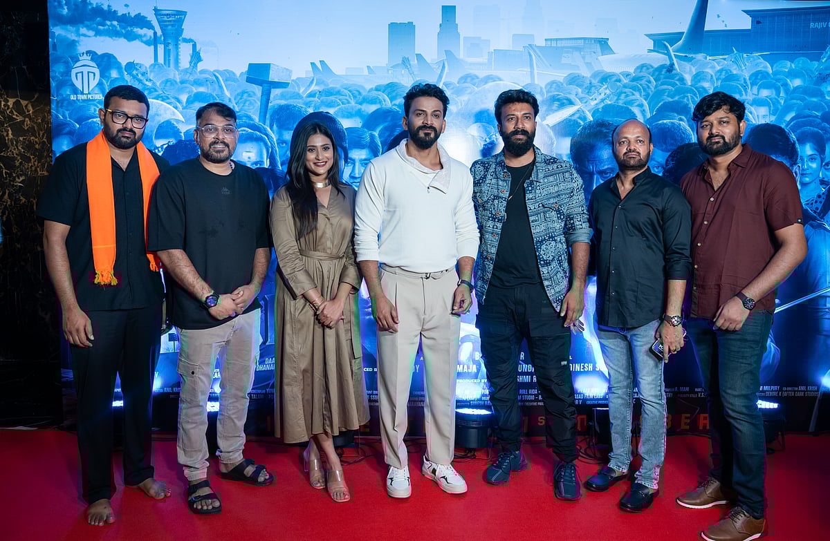 ‘ಜೀಬ್ರಾ’ವನ್ನೇರಿ ಬಂದ ಧನಂಜಯ!