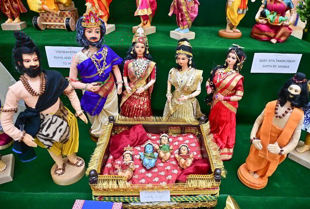 ಗರುಡಾ ಮಾಲ್‌ನಲ್ಲಿ ದಸರಾ ಗೊಂಬೆ ಉತ್ಸವ: ರಾಮನ ಕಥೆ ಹೇಳುವ ಗೊಂಬೆಗಳು