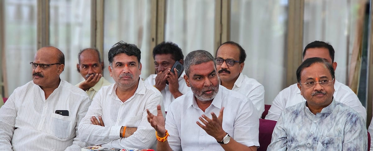 ರಮೇಶ ಕತ್ತಿ ಸ್ವಇಚ್ಛೆಯಿಂದ ರಾಜೀನಾಮೆ ಕೊಟ್ಟಿದ್ದಾರೆ: ಬಾಲಚಂದ್ರ