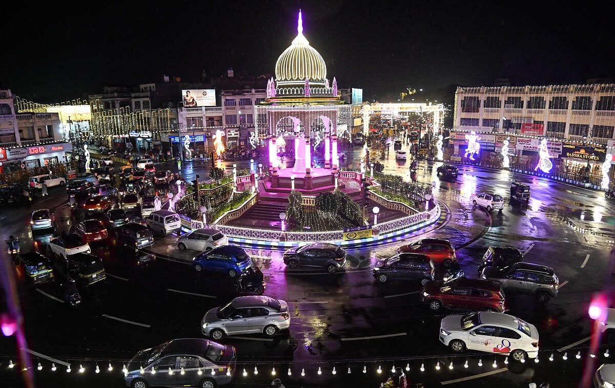 ದಸರಾ | ಮೈಸೂರಲ್ಲಿ ಹೋಟೆಲ್ ದರ ದುಬಾರಿ: ಈಗಾಗಲೇ ಶೇ 95ರಷ್ಟು ಕೊಠಡಿಗಳ ಬುಕ್ಕಿಂಗ್