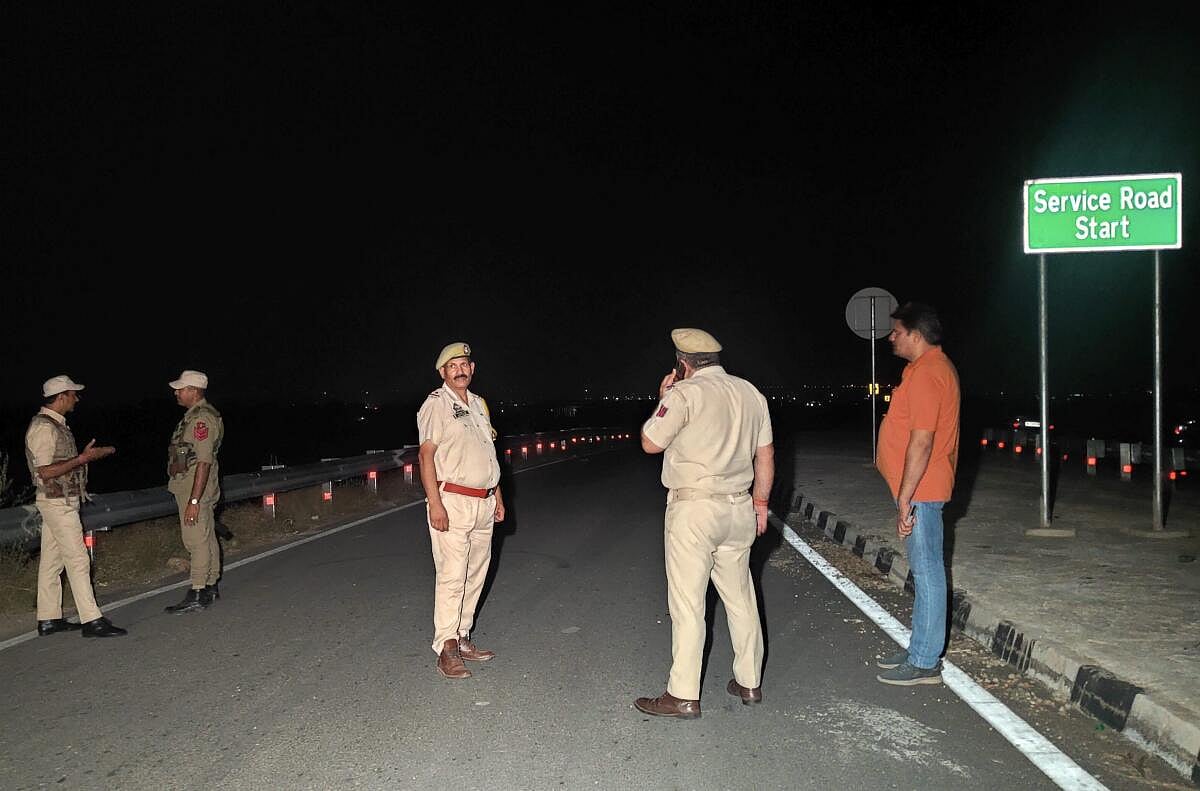 ಪೂಂಚ್‌: ಪಾಕಿಸ್ತಾನದ ಗನ್‌ಗಳು, ಚೀನಾ ಗ್ರೆನೇಡ್ ಸೇರಿ ಭಾರಿ ಪ್ರಮಾಣದ ಸ್ಫೋಟಕ ವಶ