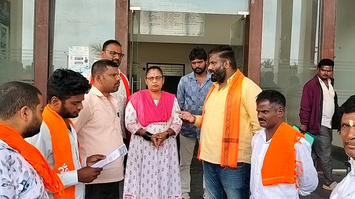 ಕನಕಪುರ: ದಸರಾ ಪೂರ್ಣ ರಜೆಗೆ ಶ್ರೀರಾಮ ಸೇನೆ ಒತ್ತಾಯ