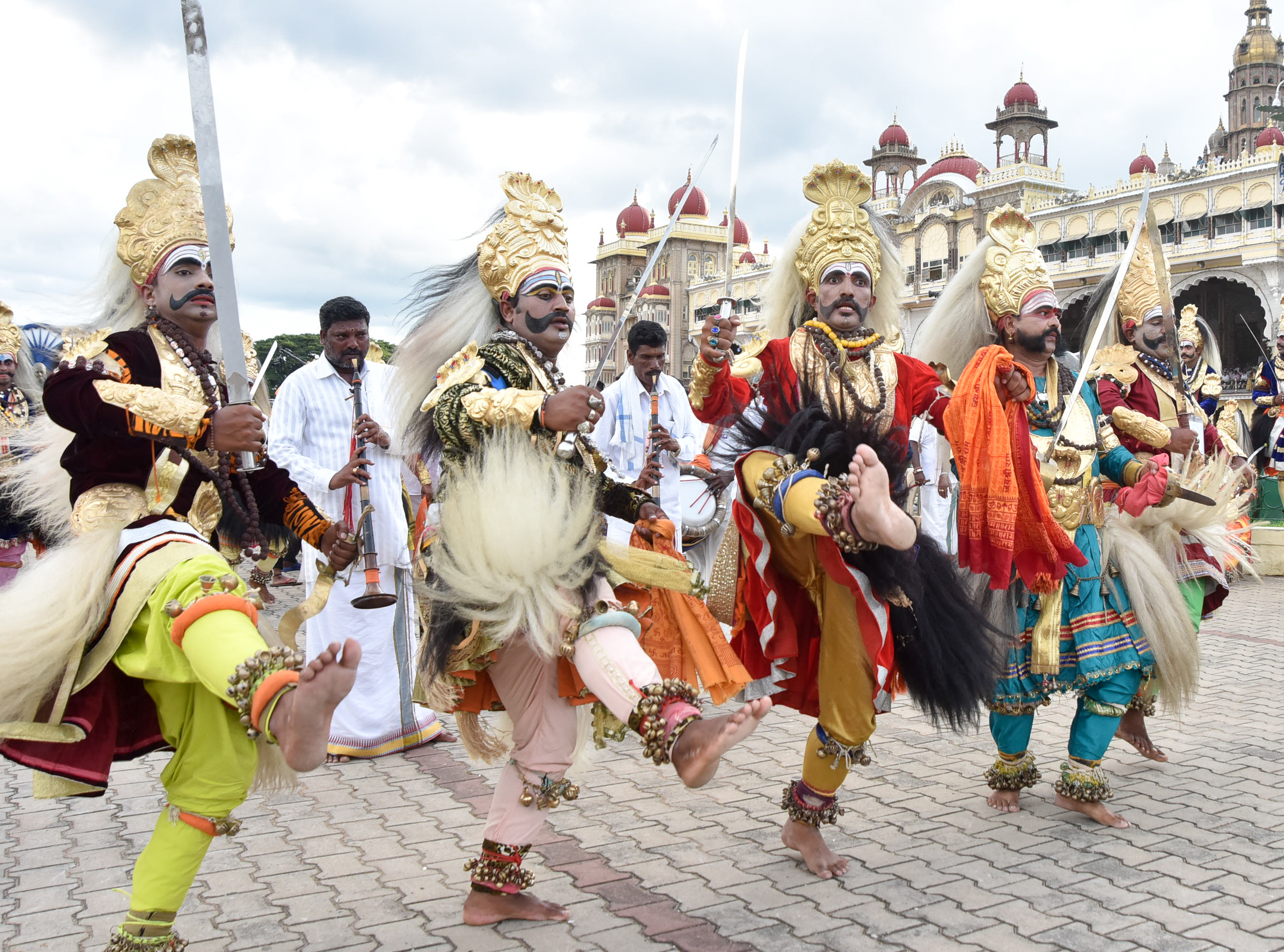 ಜಂಬೂಸವಾರಿಯಲ್ಲಿ ಭಾಗವಹಿಸಿದ ವಿವಿಧ ಕಲಾತಂಡಗಳು (ಸಂಗ್ರಹ ಚಿತ್ರ)