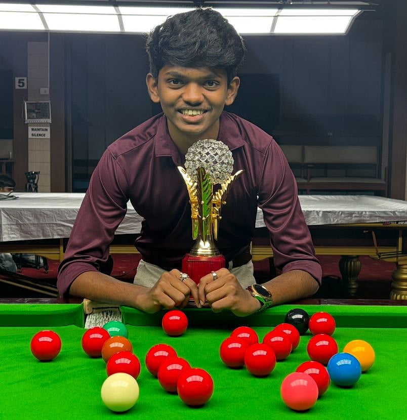 ಸ್ನೂಕರ್‌: ಮಯಂಕ್‌ ಕಾರ್ತಿಕ್‌ಗೆ ಪ್ರಶಸ್ತಿ