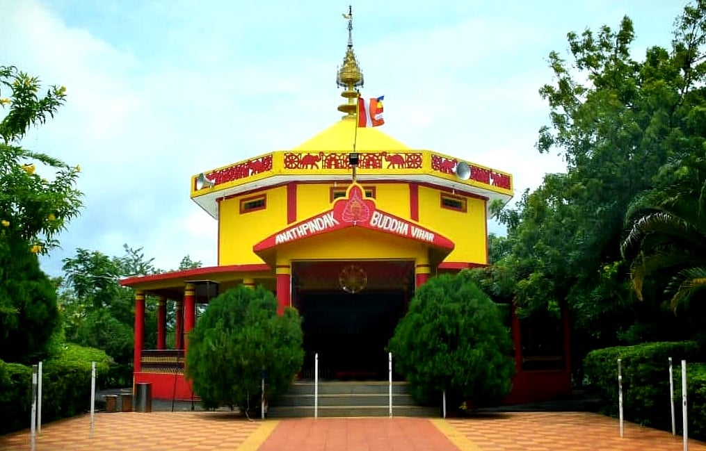 ರೇಕುಳಗಿ: ಬುದ್ಧ ಅನುಯಾಯಿಗಳ ಪವಿತ್ರ ತಾಣ ರೇಕುಳಗಿ ಮೌಂಟ್ ಬುದ್ಧ ವಿಹಾರ